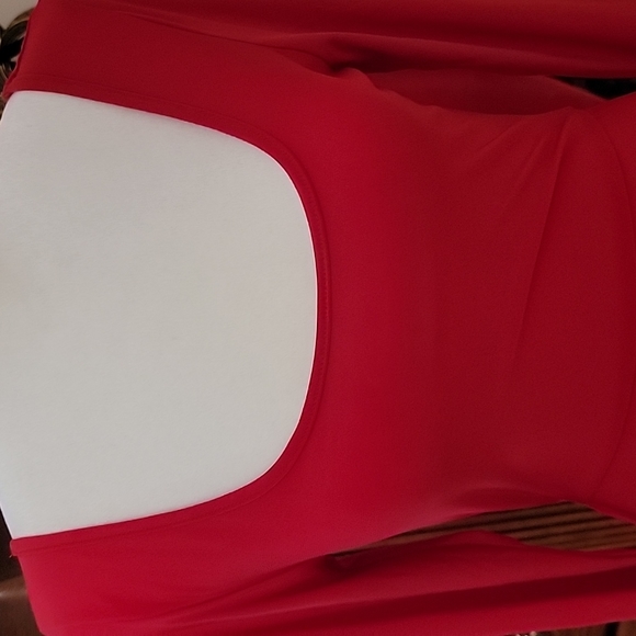 Red Dress - Picture 2 of 5